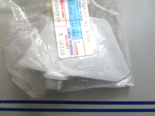 *NEW OEM* 0820 Volvo Penta Fin 854040