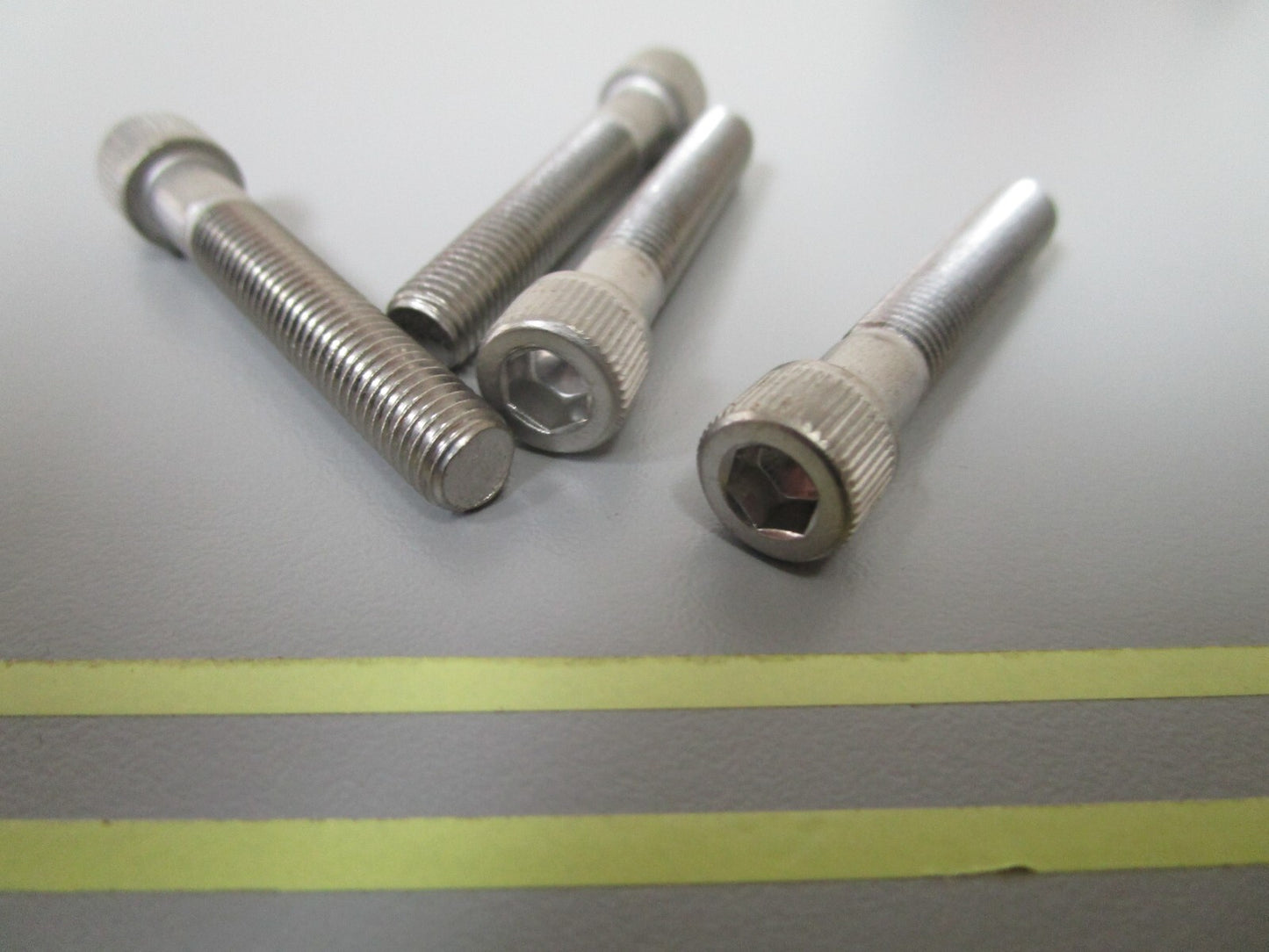 *NEW OEM* (LOT OF 4) 0750 Mercury Quicksilver SCREW 10-71959