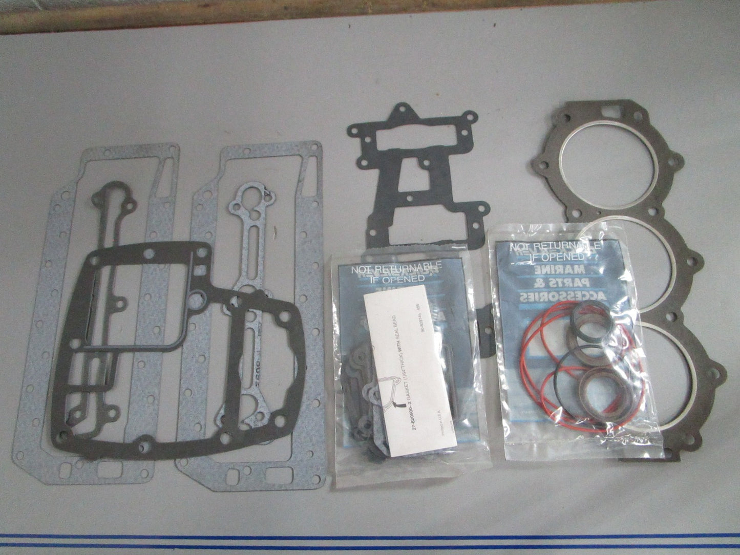 NEW OEM 27-809753A1 Mercury Quicksilver Gasket Set 0820