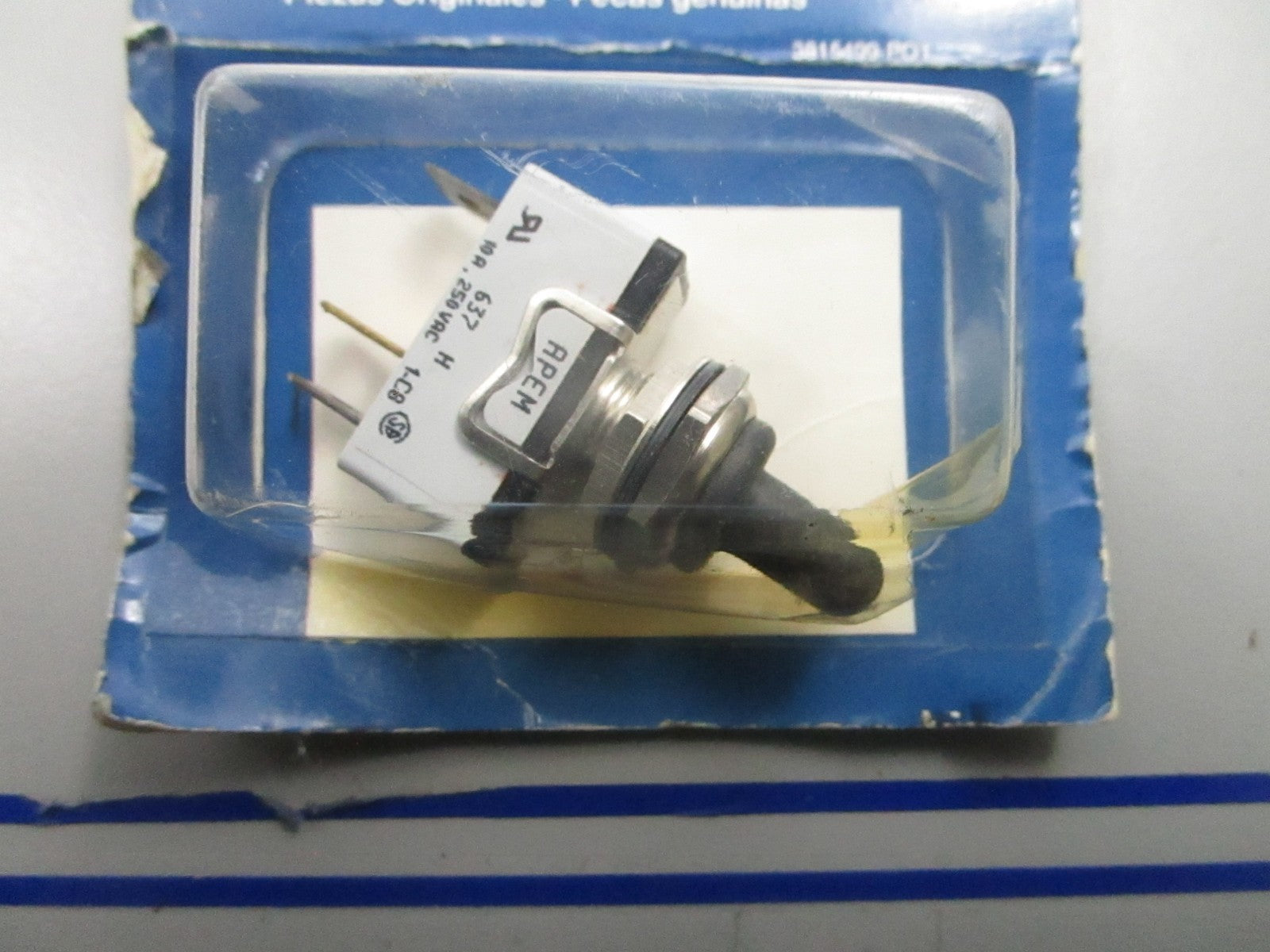 *NEW OEM* 0810 Volvo Penta Switch 814322