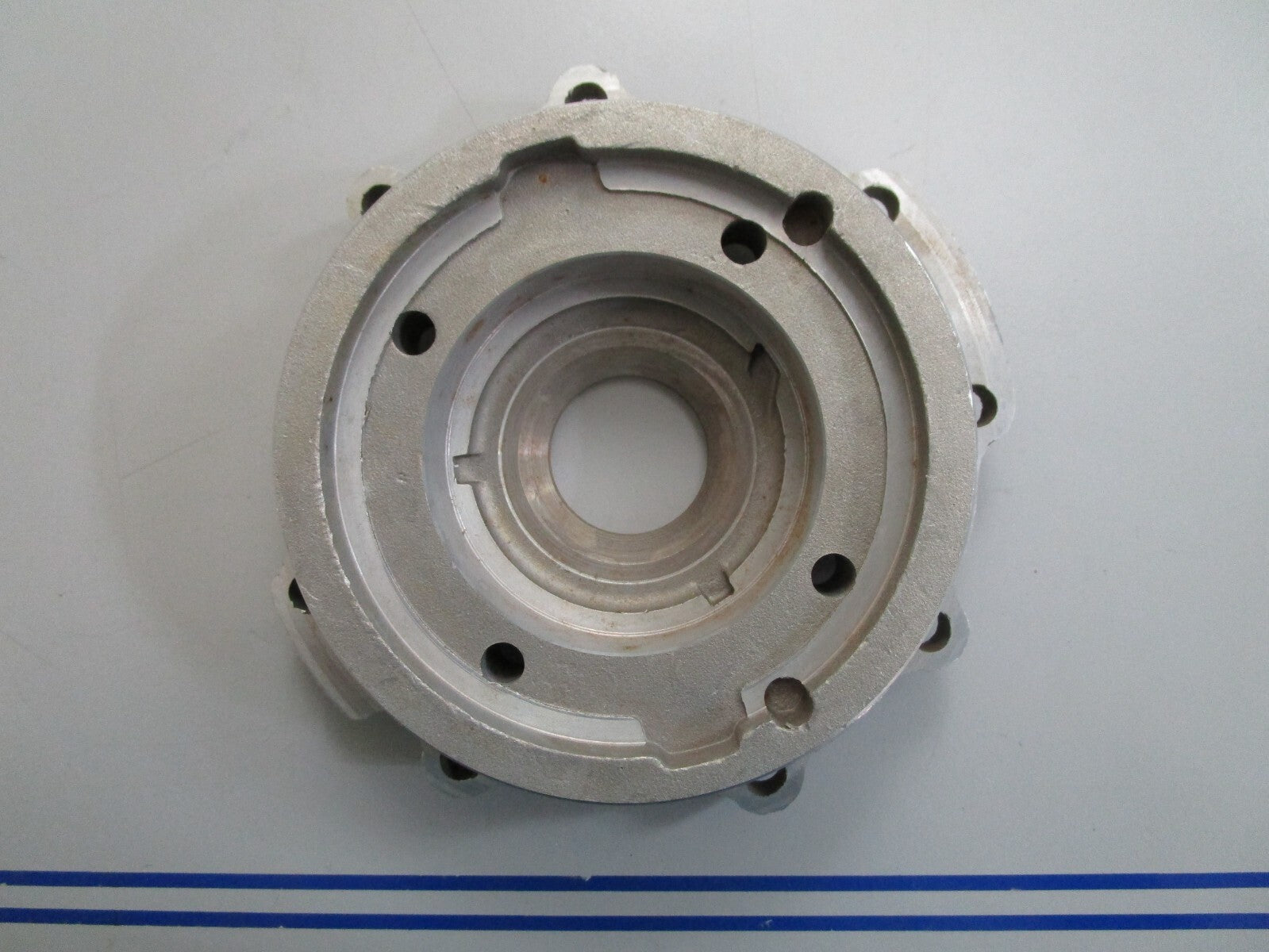 *NEW OEM* 0820 OMC Johnson Evinrude Lower Crankcase Head & Bushing 380968