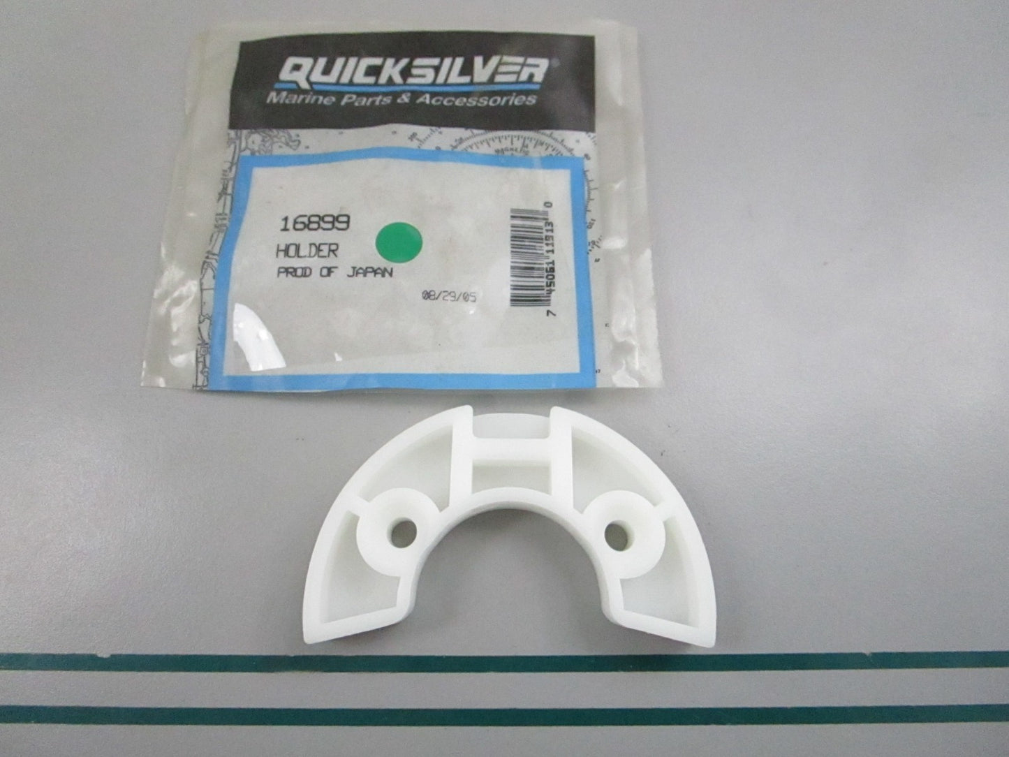 NEW OEM 16899 Mercury Quicksilver Holder 0810