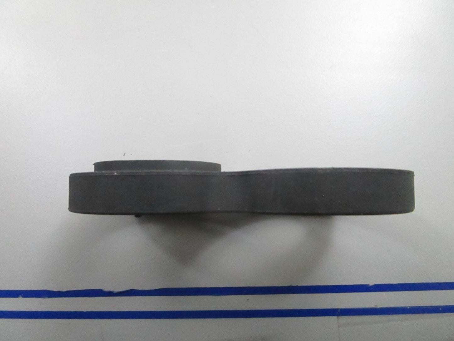 *NEW OEM* 0810 OMC Johnson Evinrude Grommet 332429 0332429