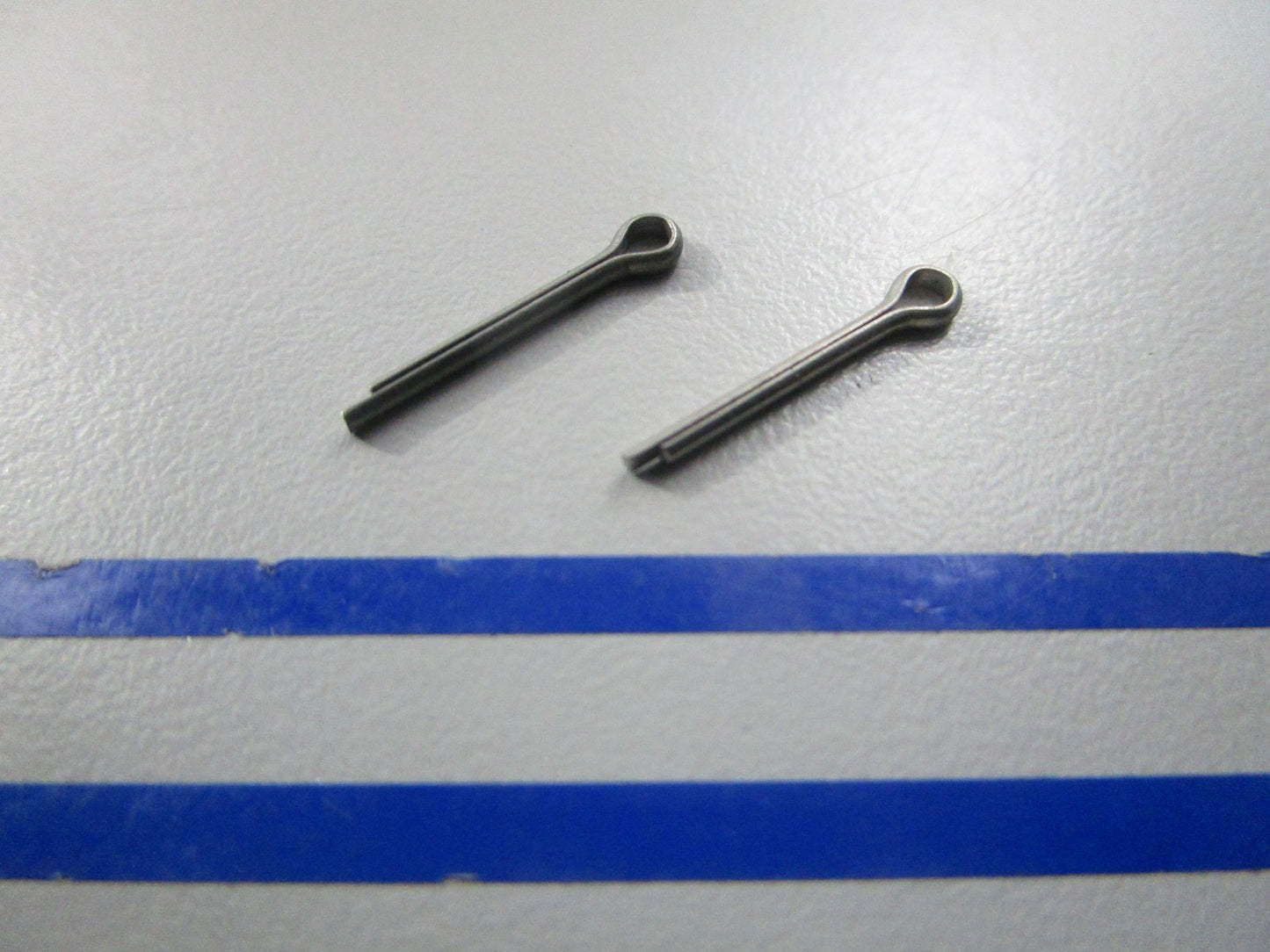 NEW OEM (LOT OF 2) 303049 0303049 OMC Johnson Evinrude Cotter Pin 0810