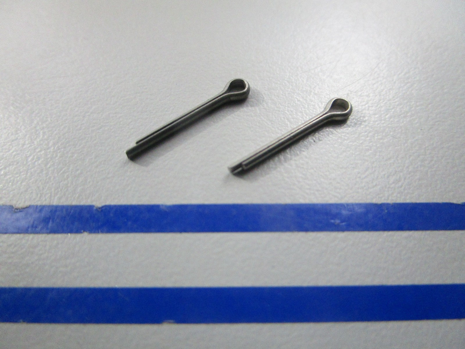 NEW OEM (LOT OF 2) 303049 0303049 OMC Johnson Evinrude Cotter Pin 0810