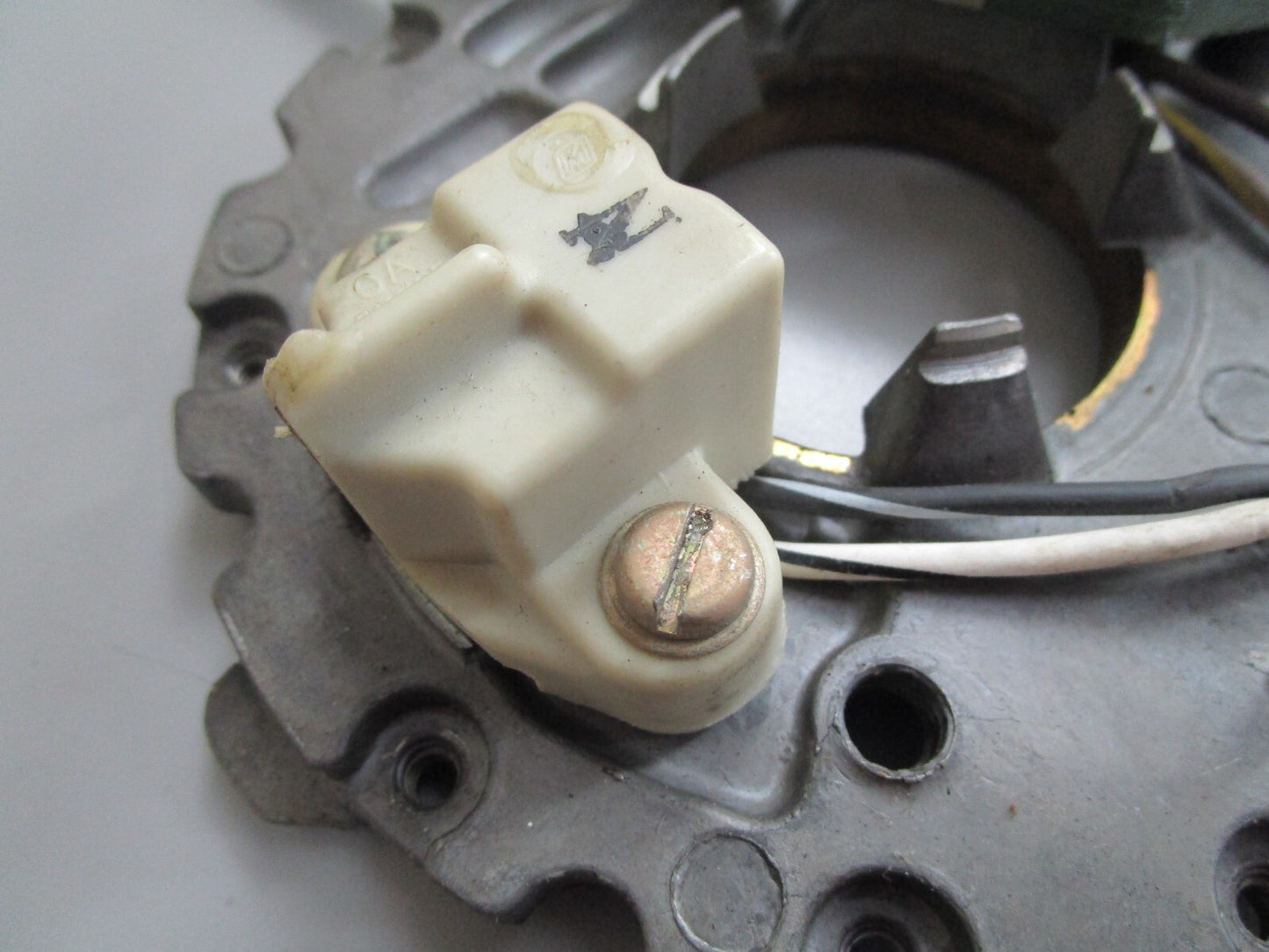 *NEW OEM* 0820 OMC Johnson Evinrude Plate & Sleeve Ay 391225 0391225