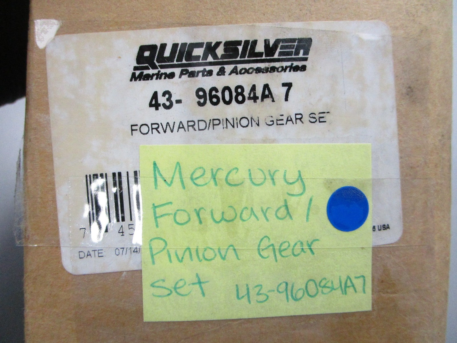 NEW OEM 43-96084A 7 Mercury Quicksilver Forward Pinion Gear 0810