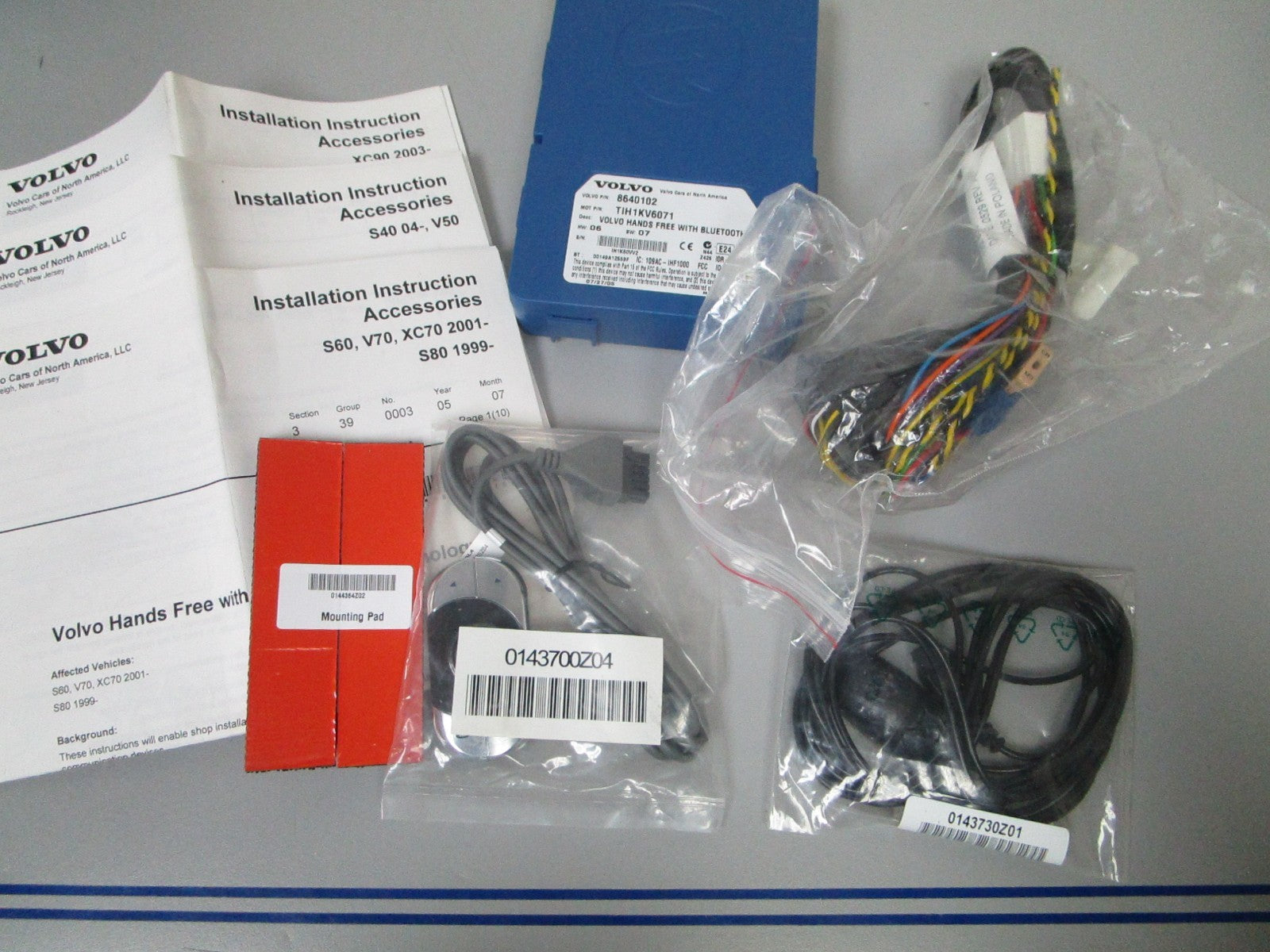 NEW OEM 8640102 31201104 Volvo Penta Universal Handsfree Bluetooth Kit 0720