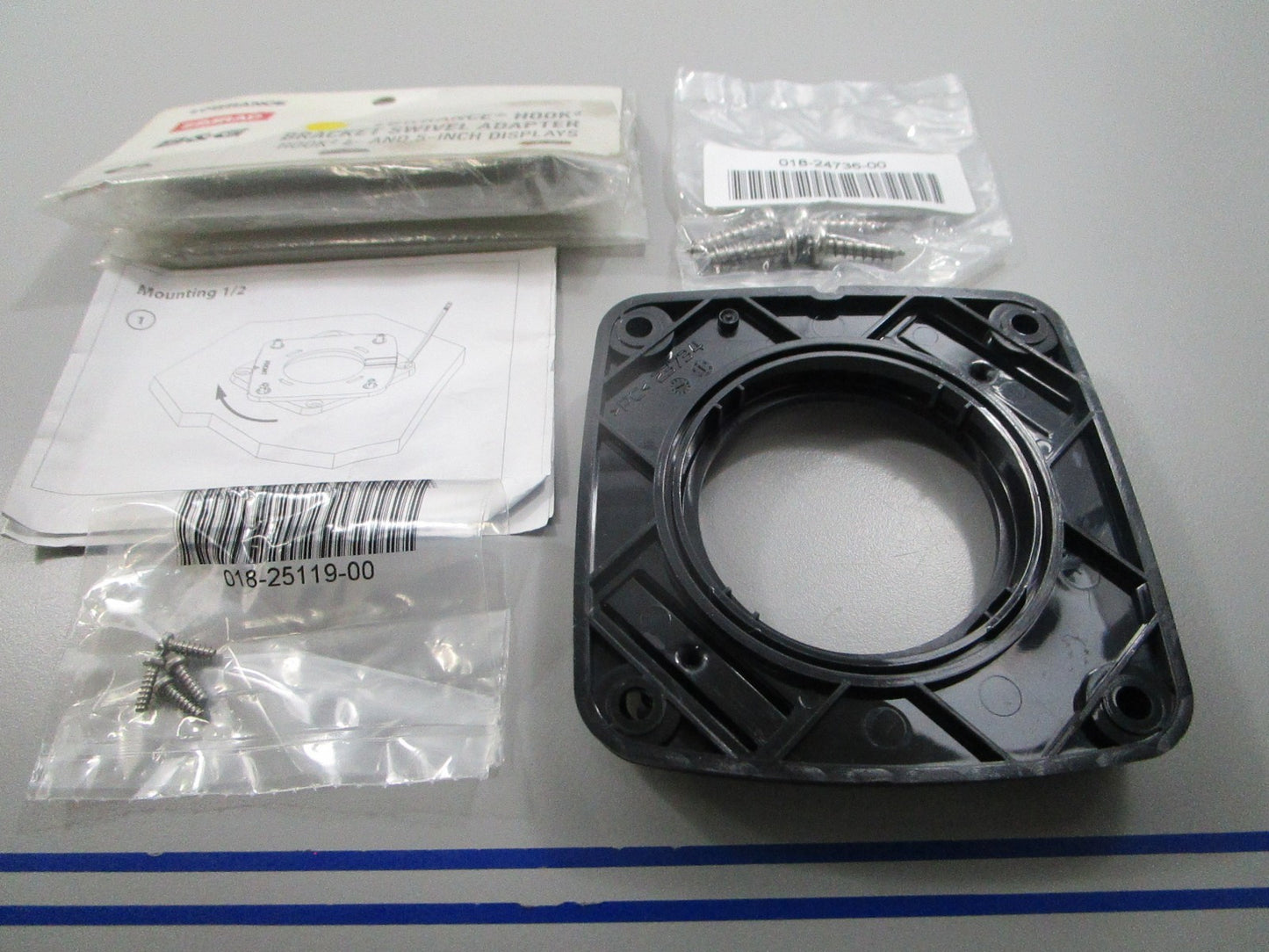 *NEW OEM* 0810 Lowrance Simrad Hook Bracket Swivel Adapter 001-14169-001