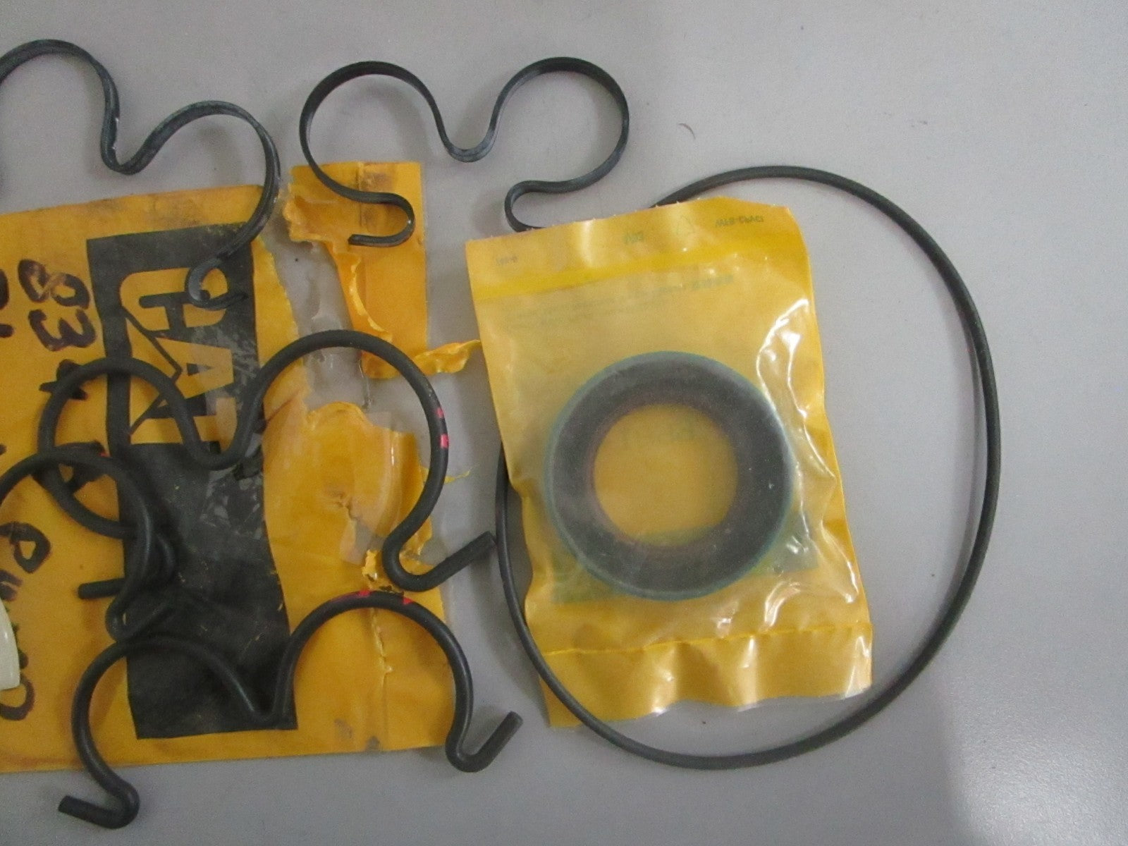 NEW OEM 3G-5873 CAT Seal Kit 0820