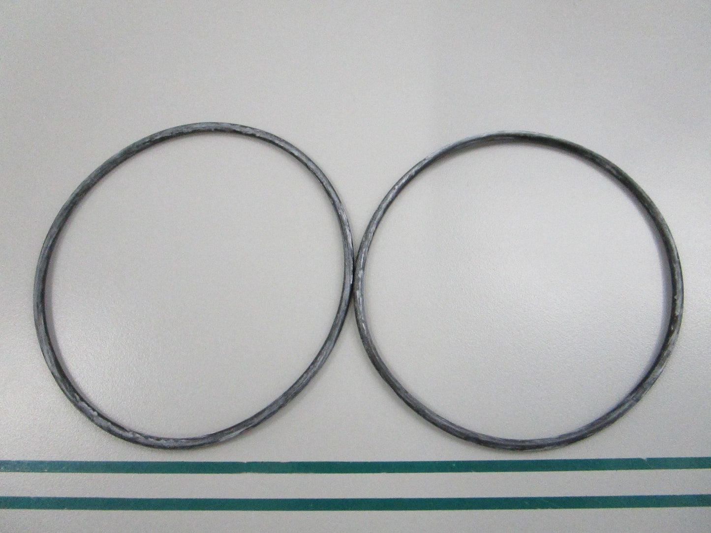 NEW OEM (LOT OF 2) 925258 Volvo Penta O-Ring 0810