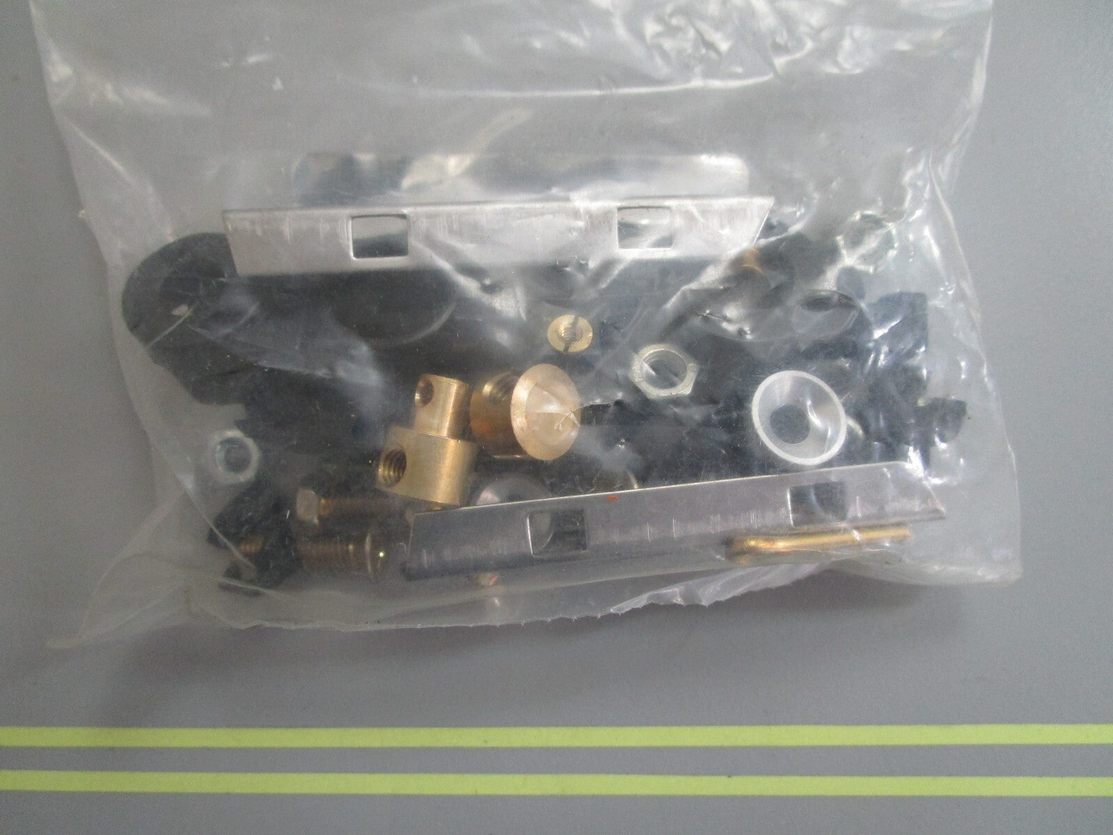 *NEW OEM* 0820 Volvo Penta Hardware Kit 3857721