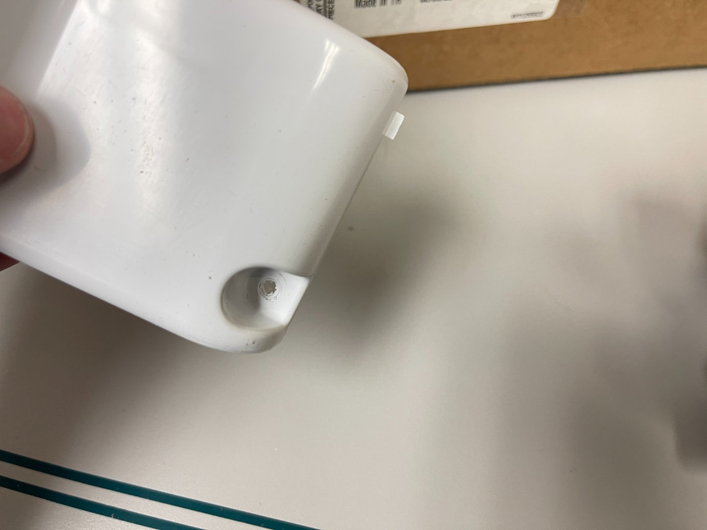 Whirlpool NEW OEM Ice Maker Assembly W11565638 Replaces W11321603 Fridge 0720