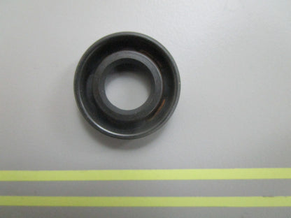 *NEW OEM* 0810 Volvo Penta Seal Ring 804695