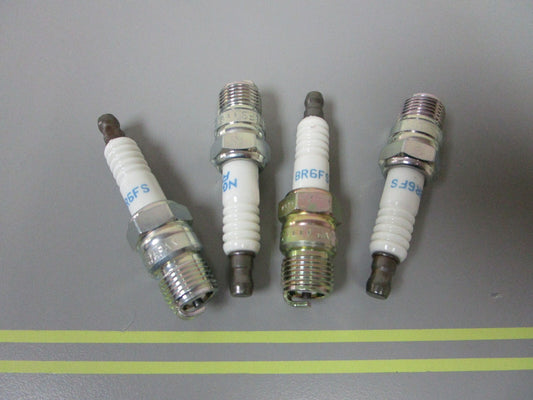 *NEW* (LOT OF 4) 0810 NGK Spark Plug BR6FS