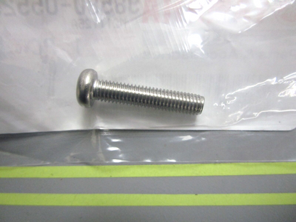*NEW OEM* 0750 Yamaha PAN HEAD SCREW 98580-05525-00