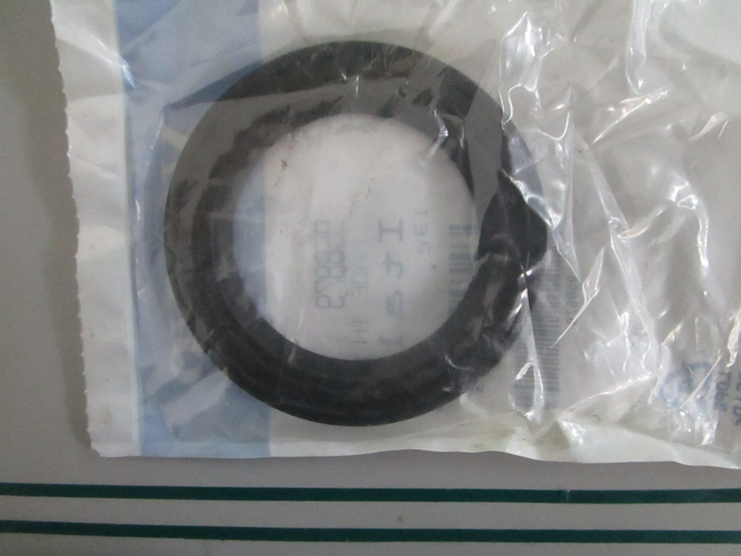 Volvo Penta NEW OEM Sealing Ring 958879 NOS Genuine Marine Engine Part 0820