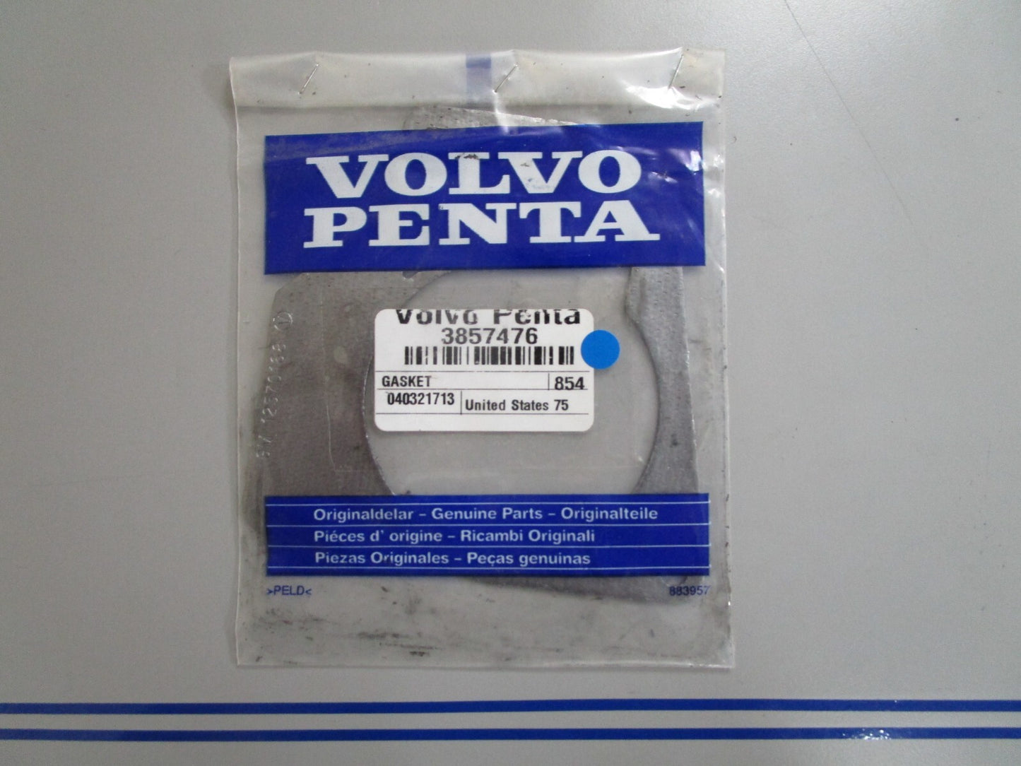 *NEW OEM* 0810 Volvo Penta Gasket 3857476