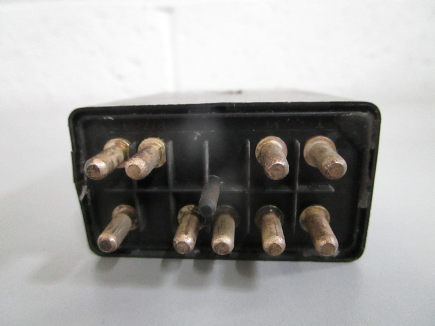 NEW OEM 0025451205 Mercedes-Benz Compressor Relay 0820