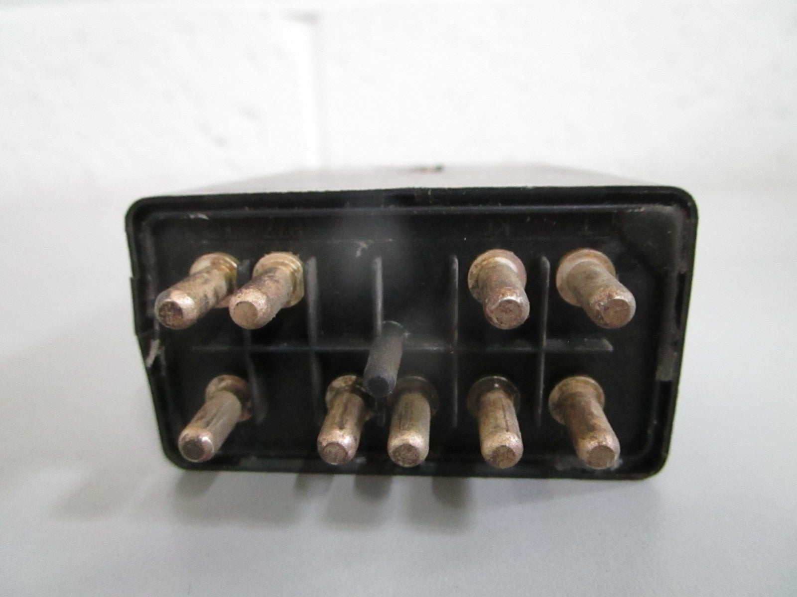 NEW OEM 0025451205 Mercedes-Benz Compressor Relay 0820