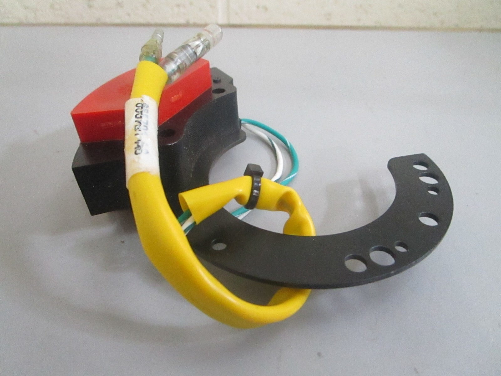 *NEW OEM* 0820 Mercury Quicksilver Stator Assy 855721T8