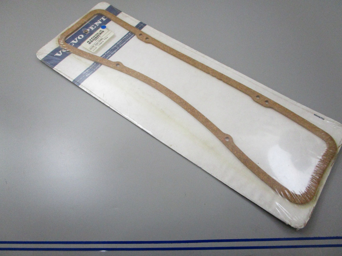 *NEW OEM* 0810 Volvo Penta Gasket 835096 835096-9