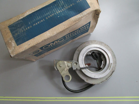 *NEW OEM* 0820 OMC Johnson Evinrude Armature Plate 382475 0382475