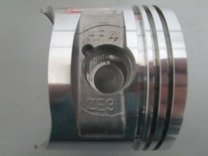*NEW OEM* 0820 Honda Piston 13101-ZE3-000