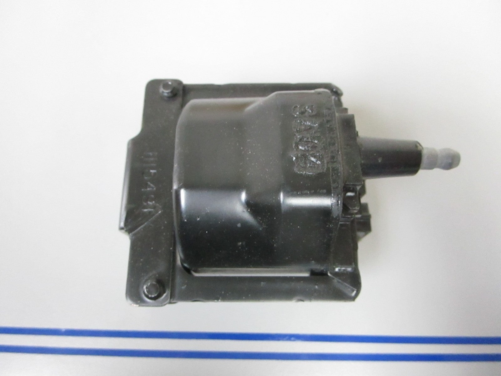 *NEW OEM* 0720 OMC Johnson Evinrude 302 181 CID 1990- 1993 3.0L Ignition Coil