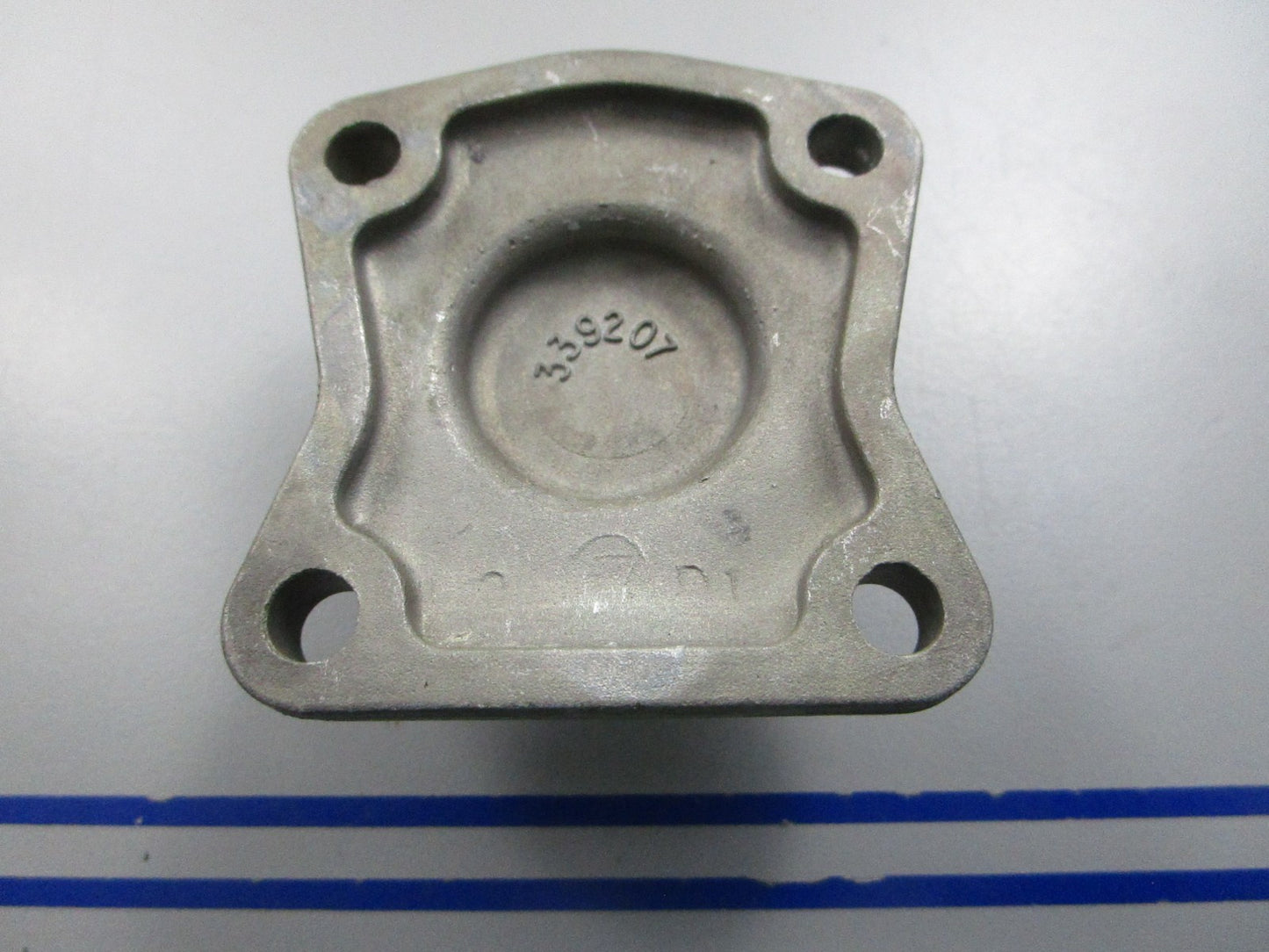 NEW OEM 339207 0339207 OMC Johnson Evinrude Thermostat Cover 0810