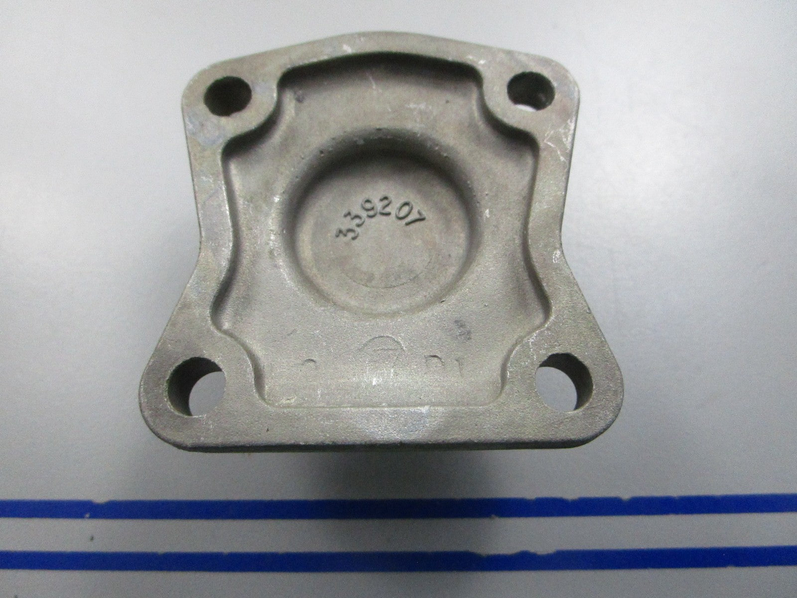 NEW OEM 339207 0339207 OMC Johnson Evinrude Thermostat Cover 0810