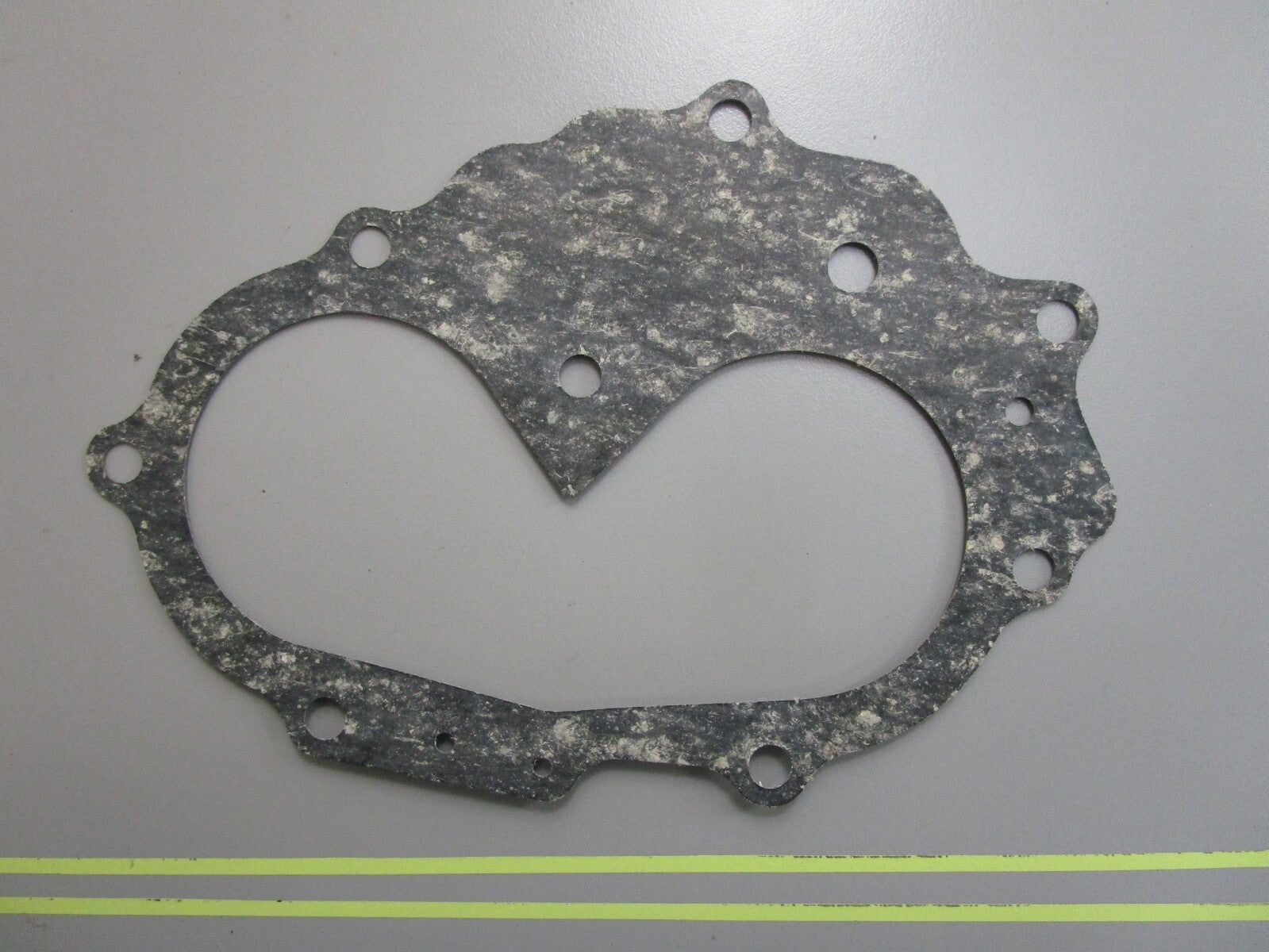 *NEW OEM* 0810 OMC Johnson Evinrude Gasket 552182 0552182