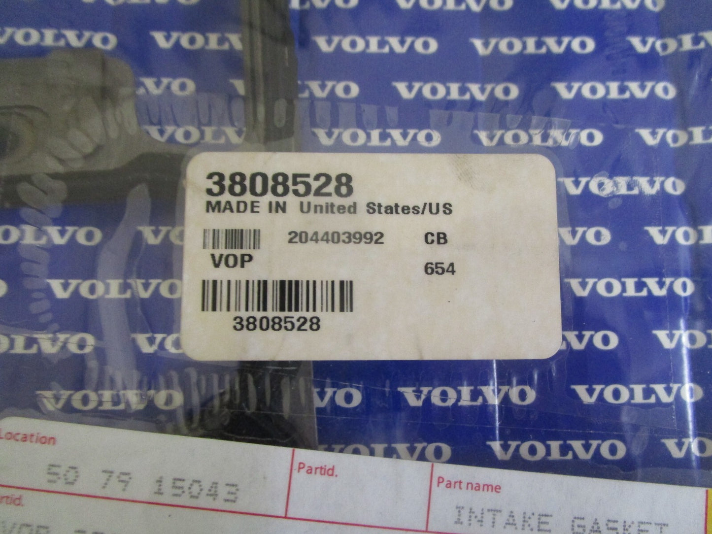 *NEW OEM* 0820 Volvo Penta Cylinder Intake Gasket 3808528