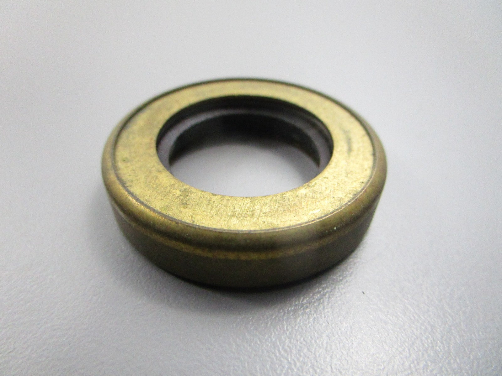 NEW OEM 26-33144 Mercury Quicksilver Oil Seal 0810