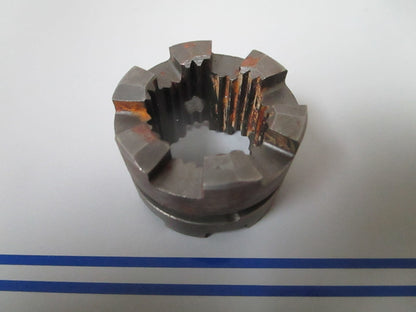 NEW OEM 337772 0337772 OMC Johnson Evinrude Clutch Dog 0720