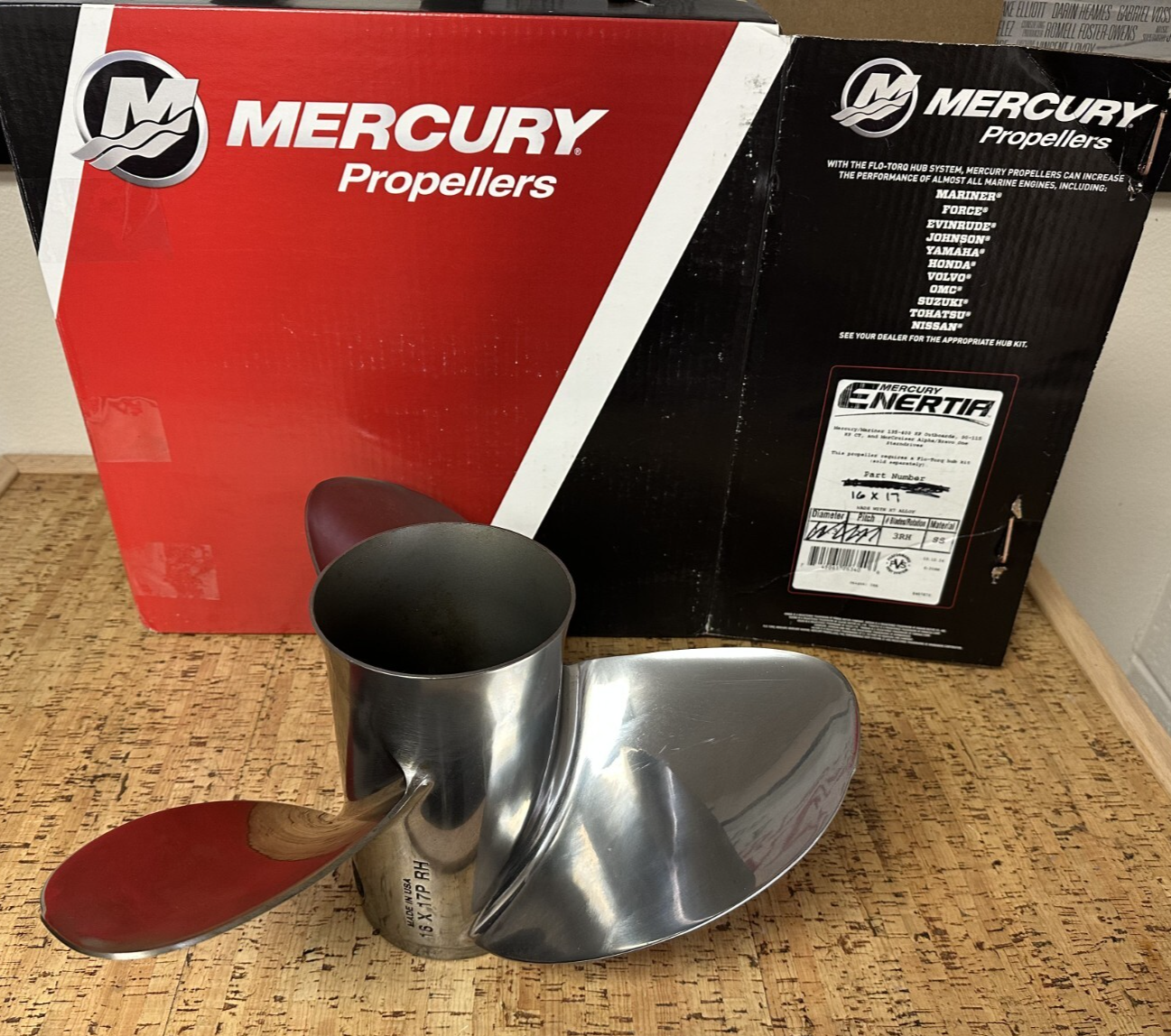 *NEW OEM* 0720 Mercury Enertia Eco SS 3 Blade RH 16 x 17 Propeller 48-8M0151251