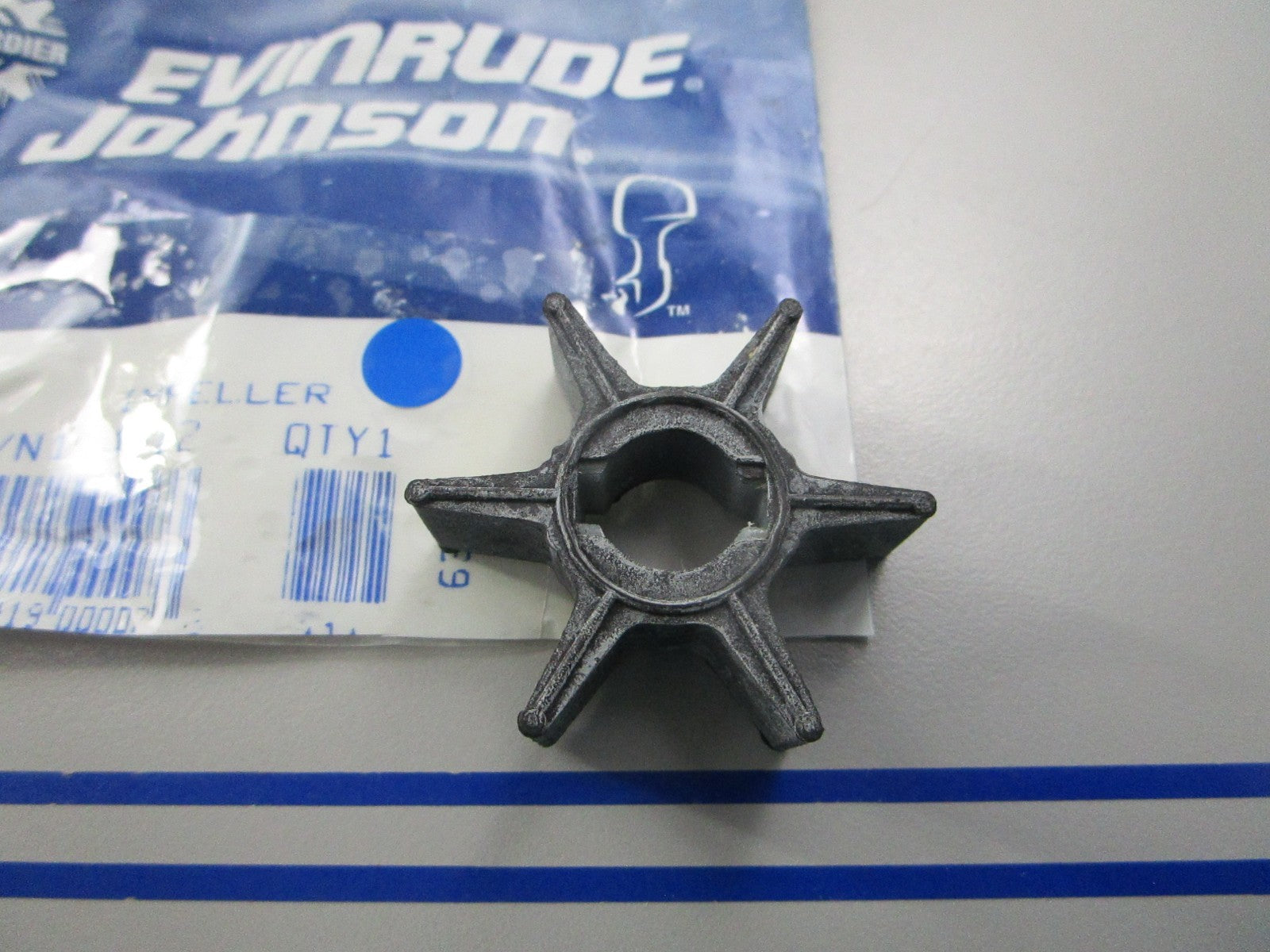 NEW OEM 114812 0114812 OMC Johnson Evinrude Impeller 0810