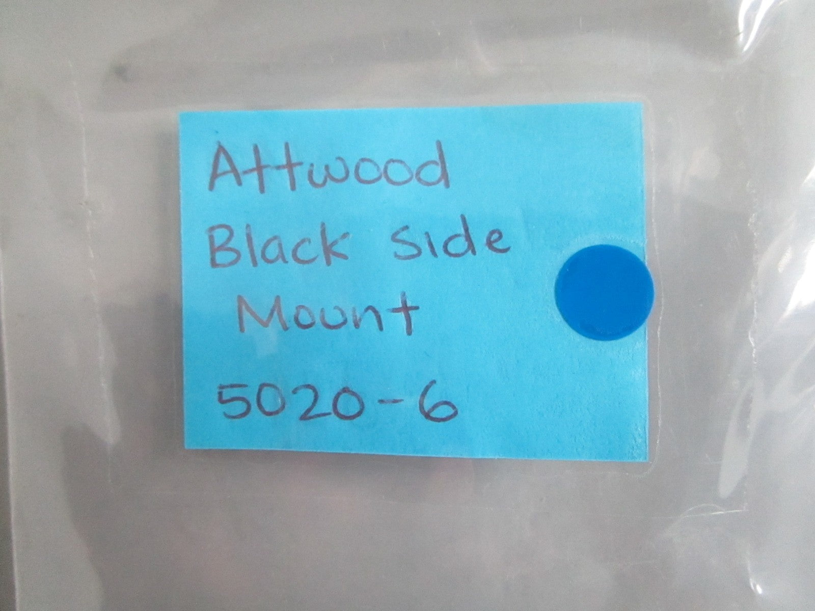 NEW OEM 5020-6 Attwood Black Side Mount 0820