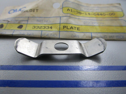 NEW OEM 332334 0332334 OMC Johnson Evinrude Plate 0810