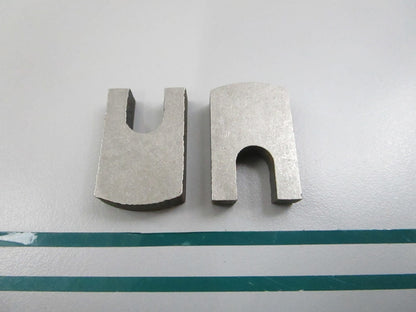 OMC Johnson Evinrude NEW OEM Retaining Tab 333957 0333957 (LOT OF 2) 0810