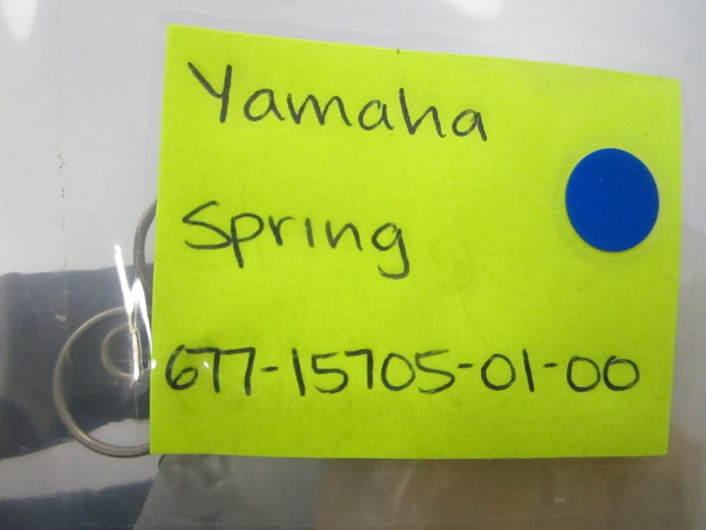 *NEW OEM* 0810 Yamaha Spring 677-15705-01-00