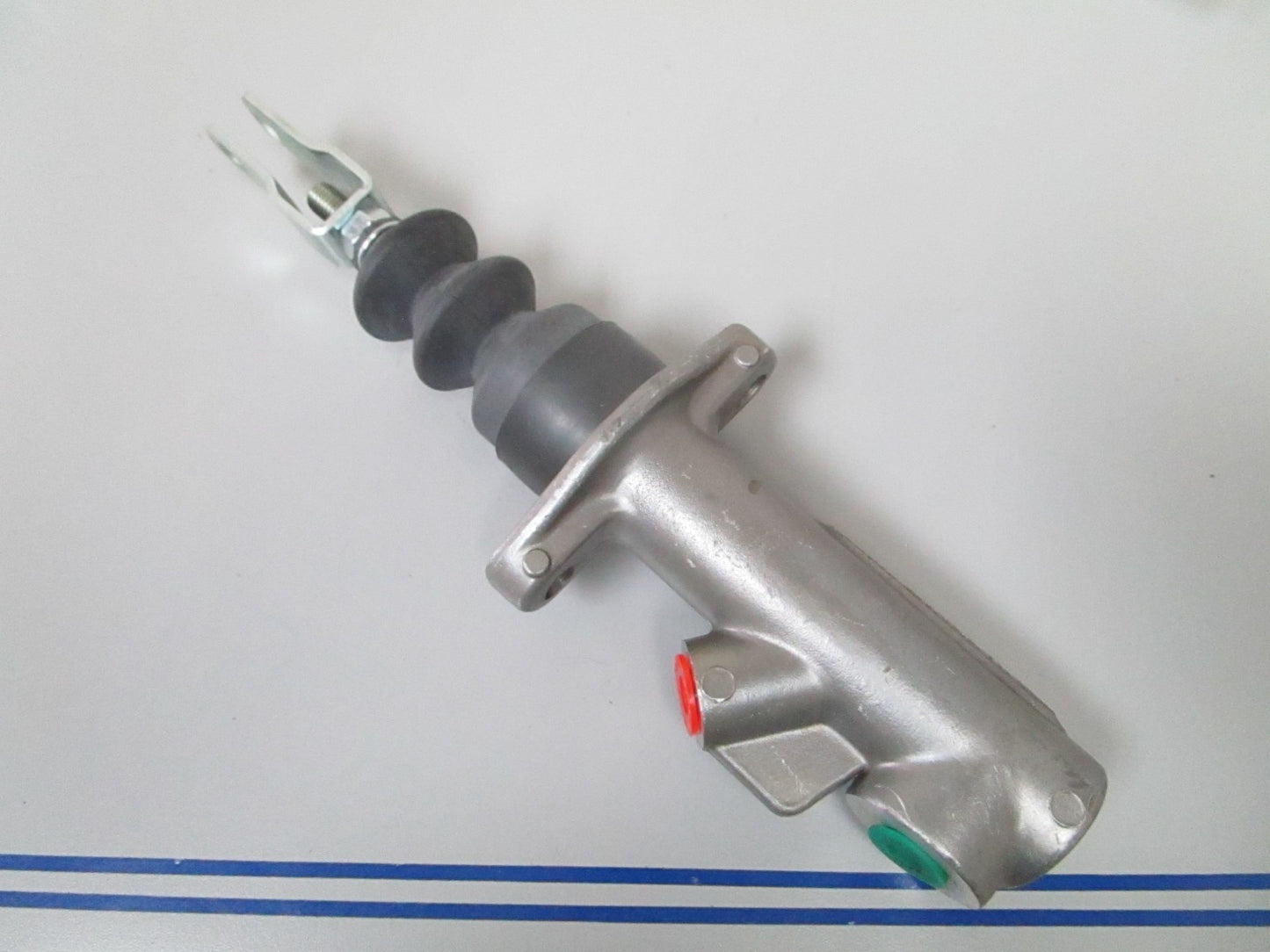 *NEW OEM* 0720 Crown Forklift Master Cylinder 88064