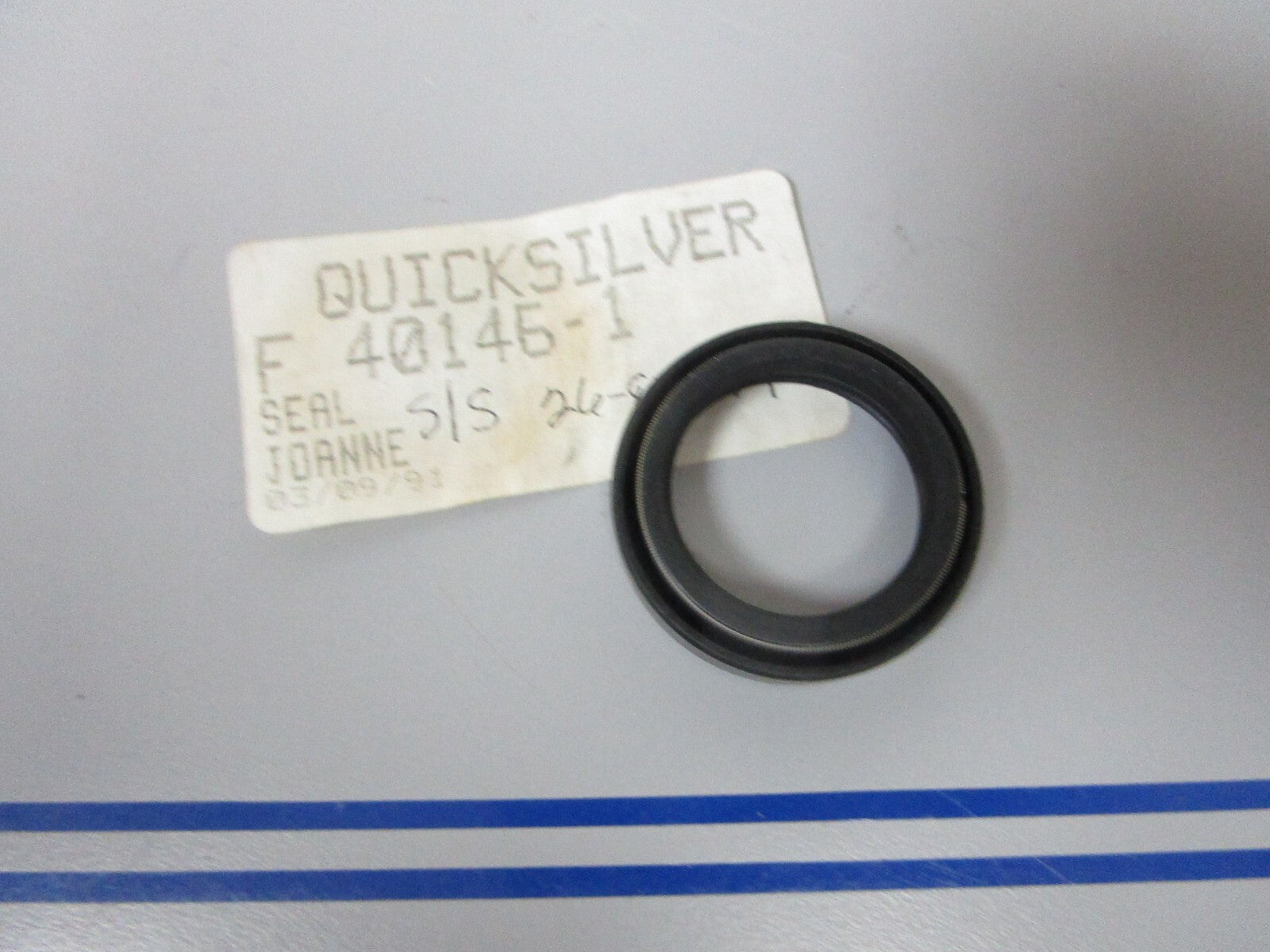 *NEW OEM* 0810 Mercury Quicksilver Seal F40146-1