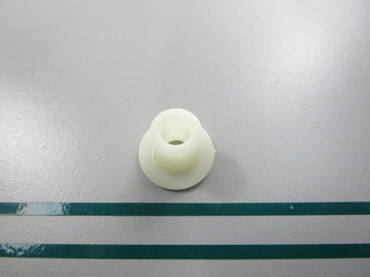 NEW OEM 311489 0311489 OMC Johnson Evinrude Handle Bushing 0810
