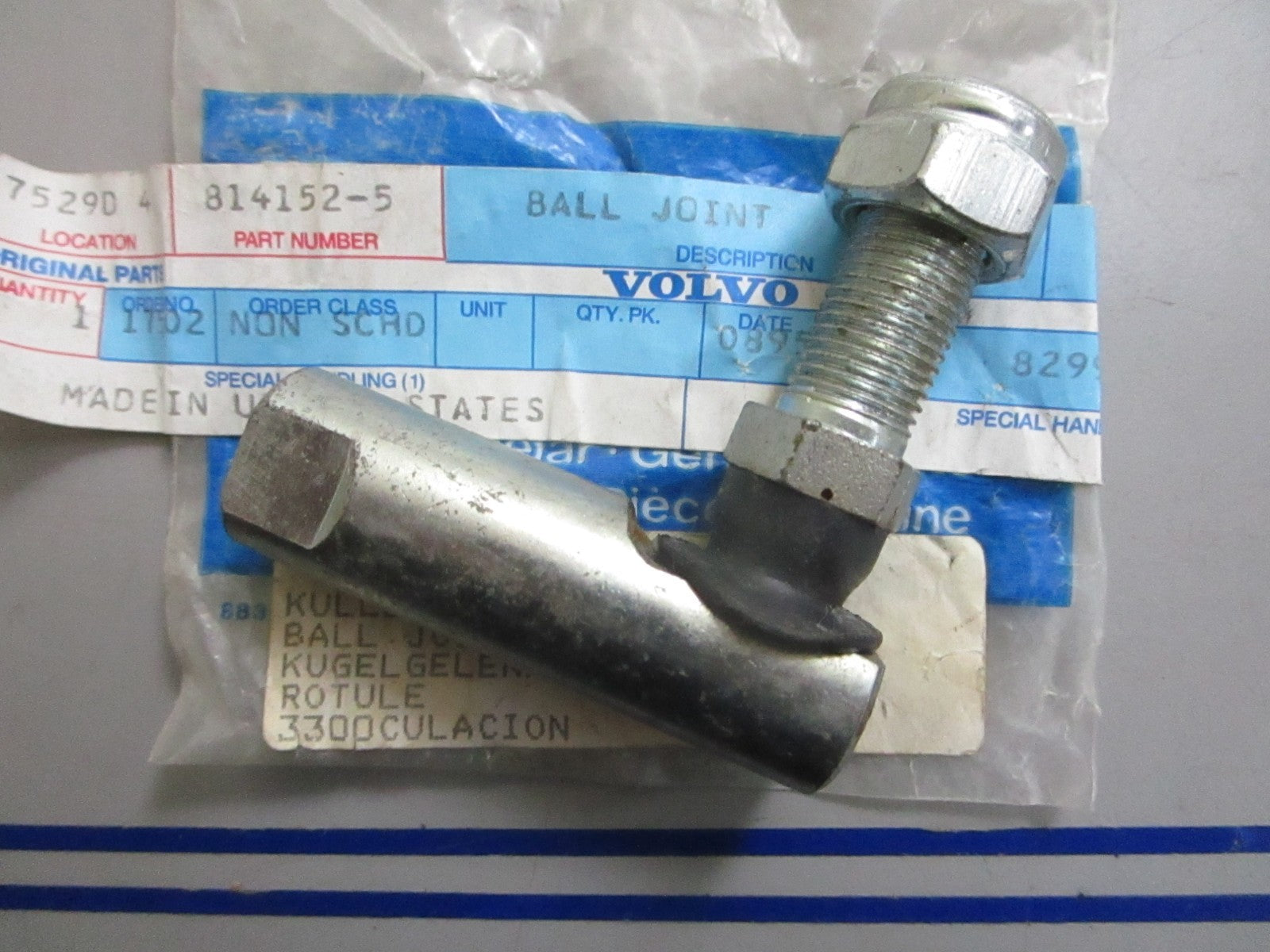 *NEW OEM* 0820 Volvo Penta Ball Joint 814152