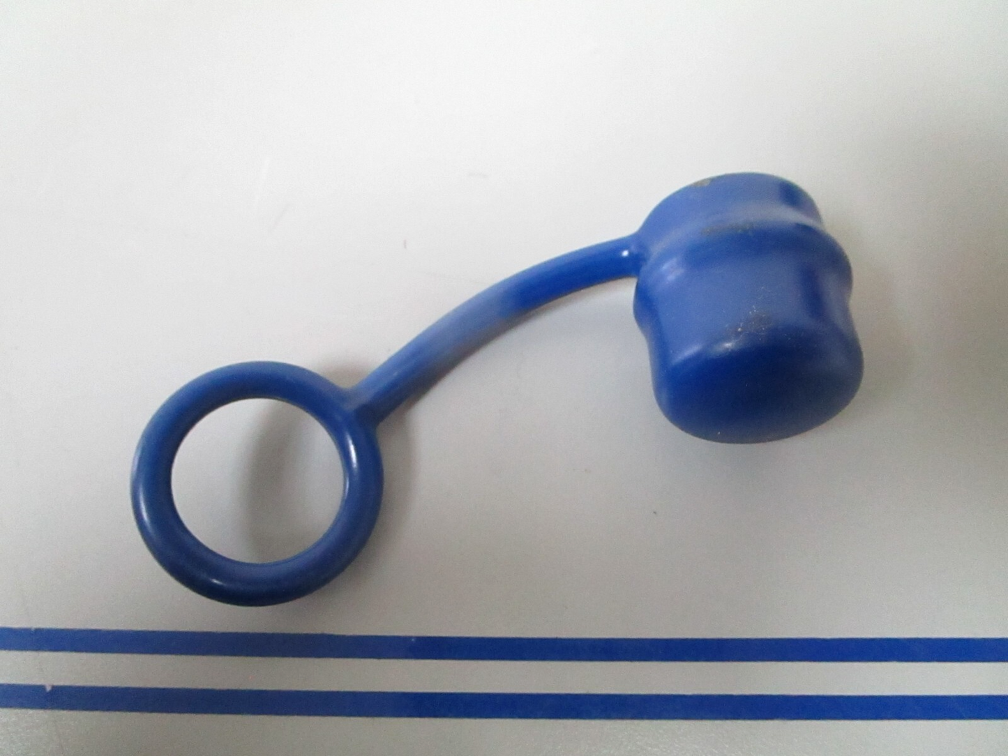 *NEW OEM* 0810 Mercury Quicksilver Dust Cap 861427