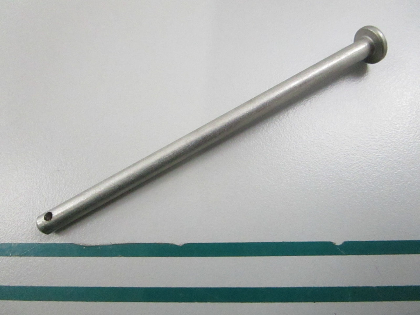 NEW OEM 326943 0326943 OMC Johnson Evinrude Link to Lock Lever Pin 0810