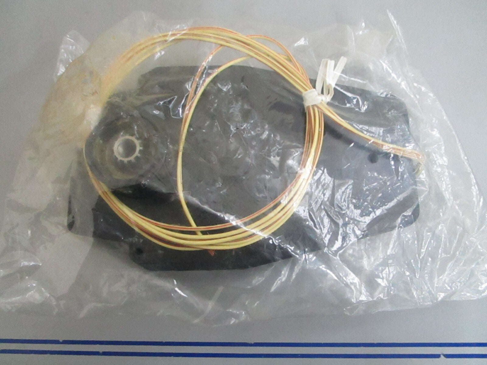 *NEW OEM* 0820 Mercury Quicksilver Control Housing Assy 856678A2