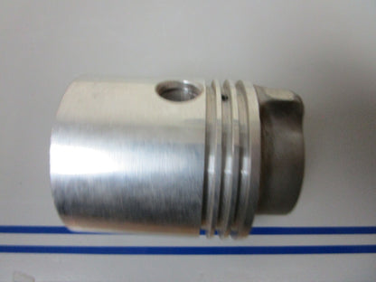 *NEW OEM* 0720 OMC Johnson Evinrude Piston Assembly 302297