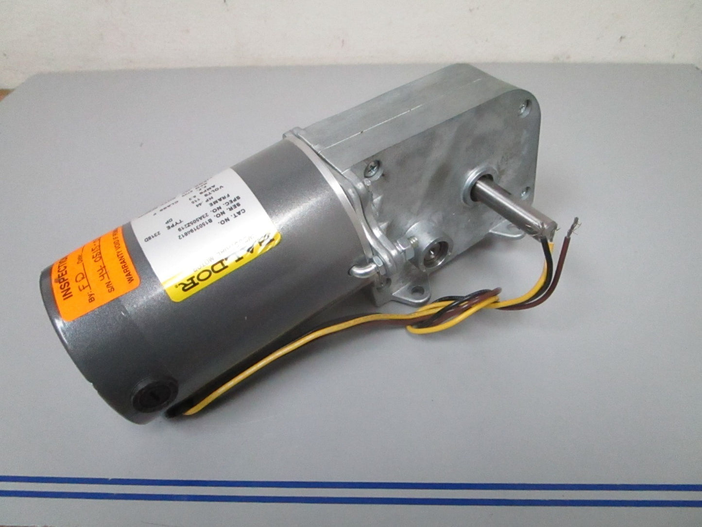 *NEW OEM* 0720 Baldor 115V 6.3AMP 8700RPM .44hp Industrial Motor 23A505Z219
